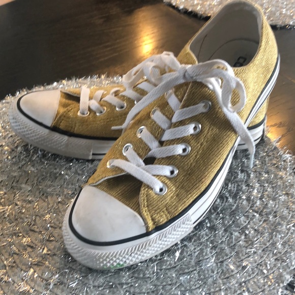 ladies gold converse